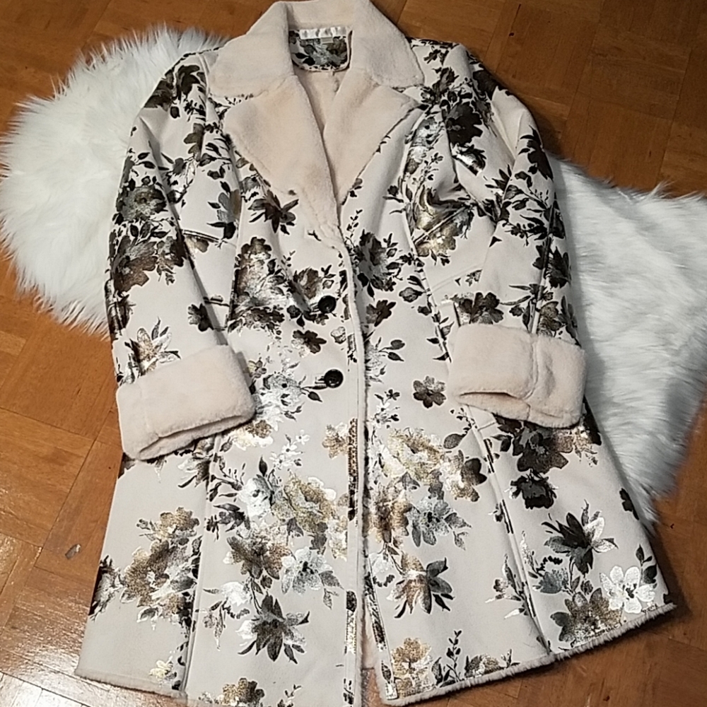 Boston Proper Floral Coat in Cream and Gold